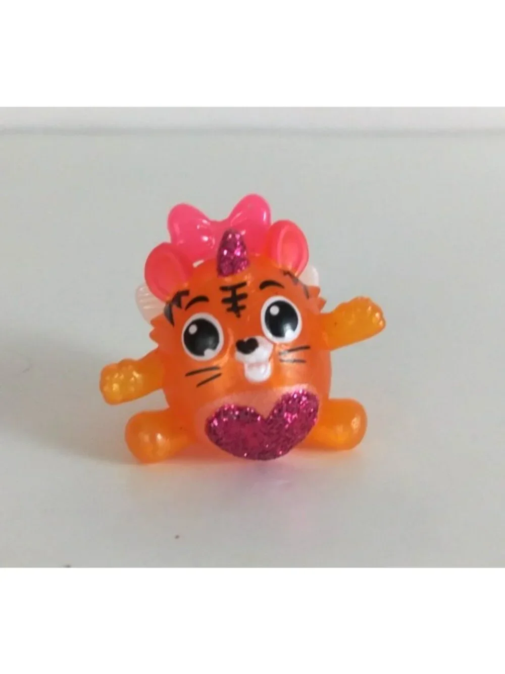 Zuru Rainbocorns Itzy Glitzy Surprise Series 2 Zara Mini Collectible Figure